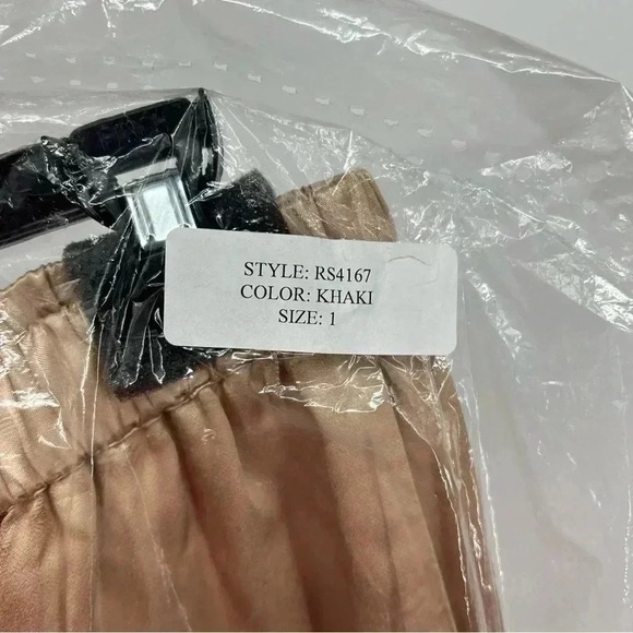 ENZA COSTA WOMENS SMALL SATIN BERMUDA SHORTS LUXURY CASUAL POCKETED STYLE - Picture 10 of 11